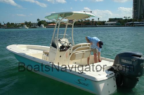 Scout 221 Winyah Bay fiche technique et avis